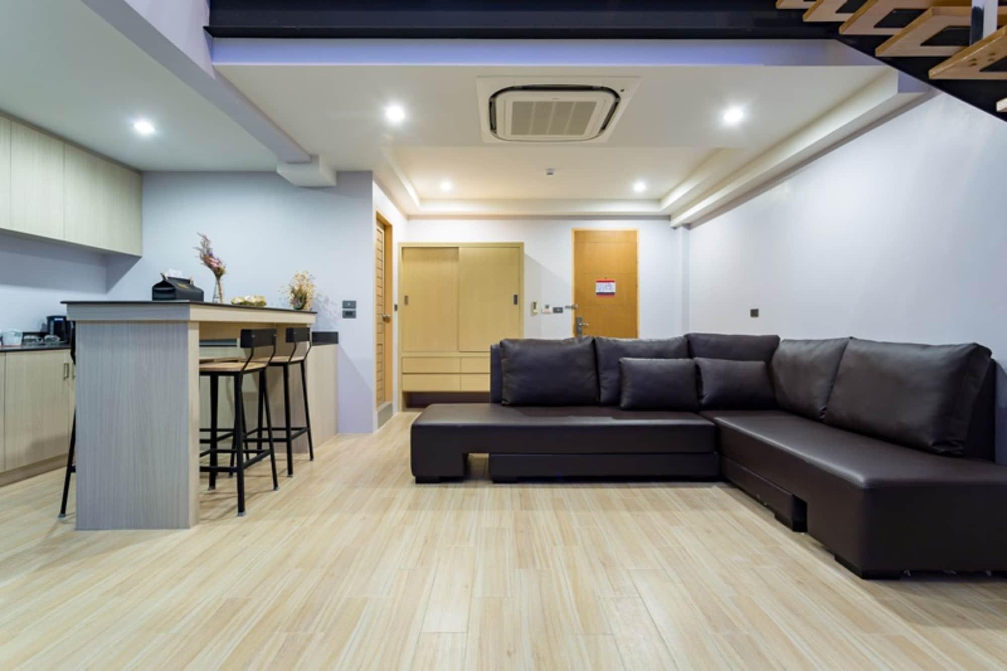 Oneloft Hotel Karon Extérieur photo
